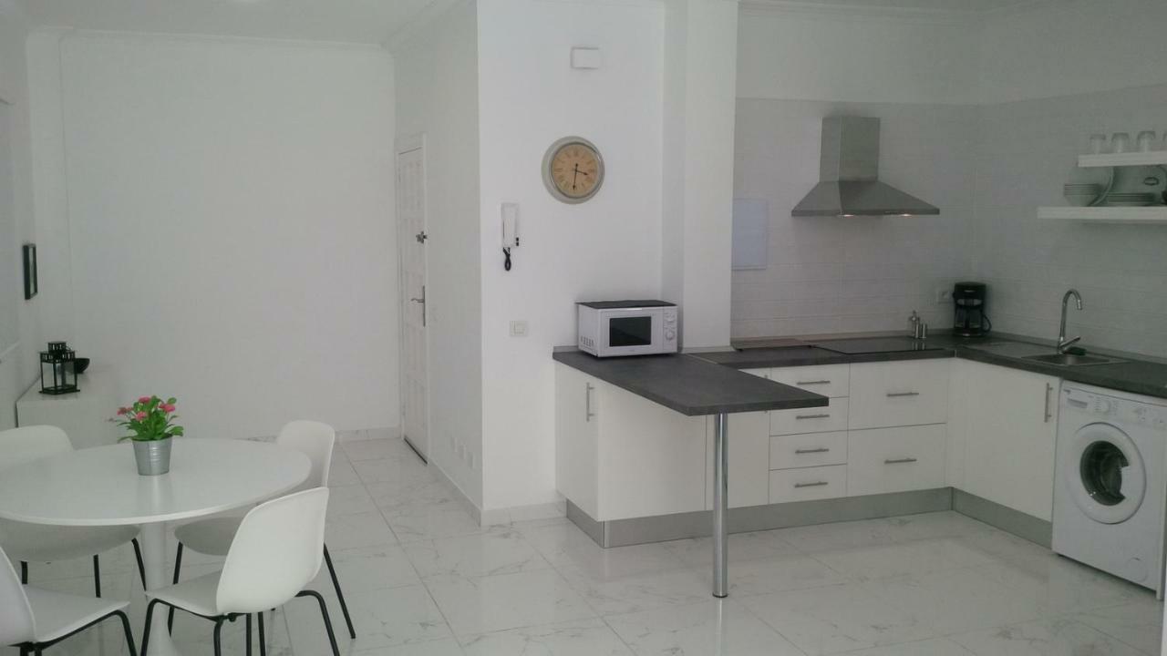 Los Cristianos Beach Apartments ภายนอก รูปภาพ